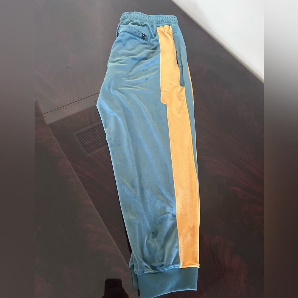 Jordan velour joggers